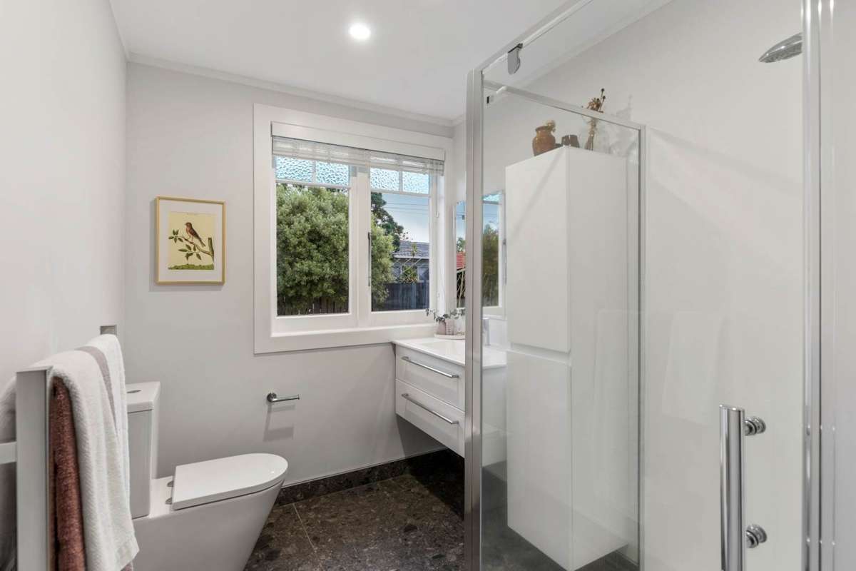 1584 Great North Road_1