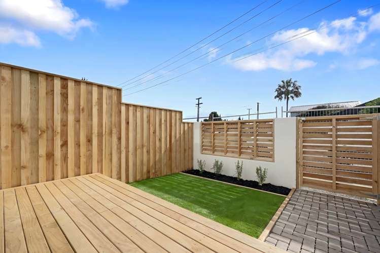 31/21 Von Sturmer Street Mangere East_8