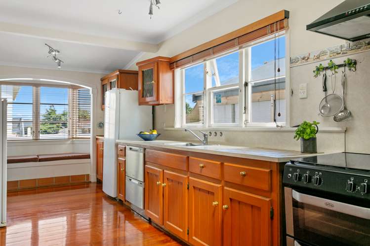 44 Mere Road Taupo_2