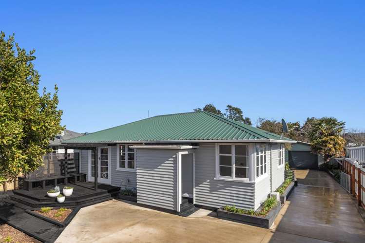 15 Matai Street Edgecumbe_13