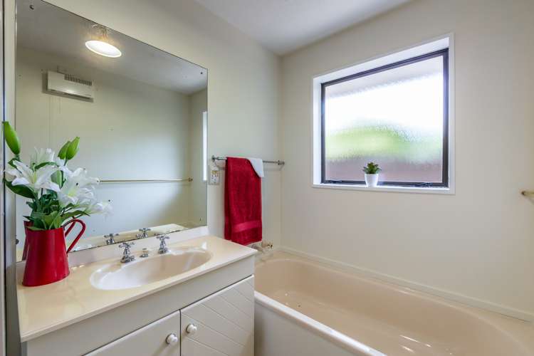 2/180 Hawthornden Road Avonhead_17