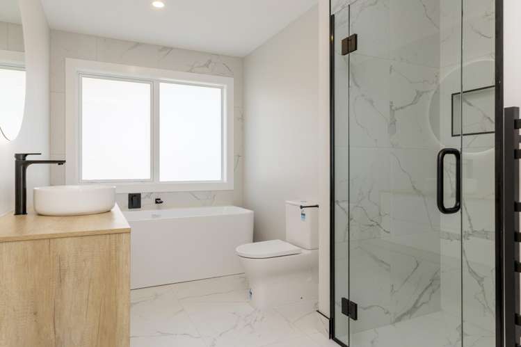 8 Neinei Place Wharewaka_8