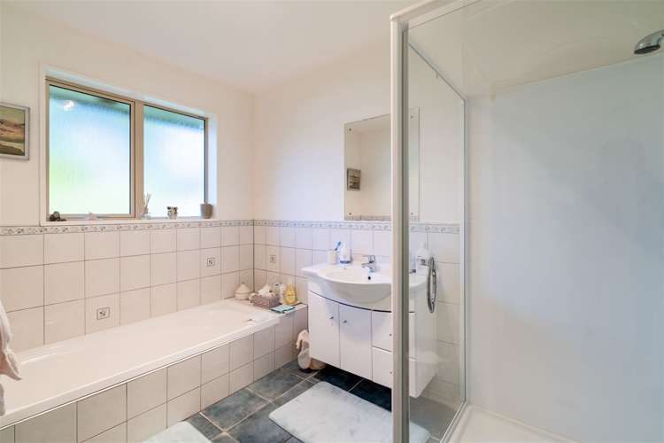 140 Grant Road Otatara_12