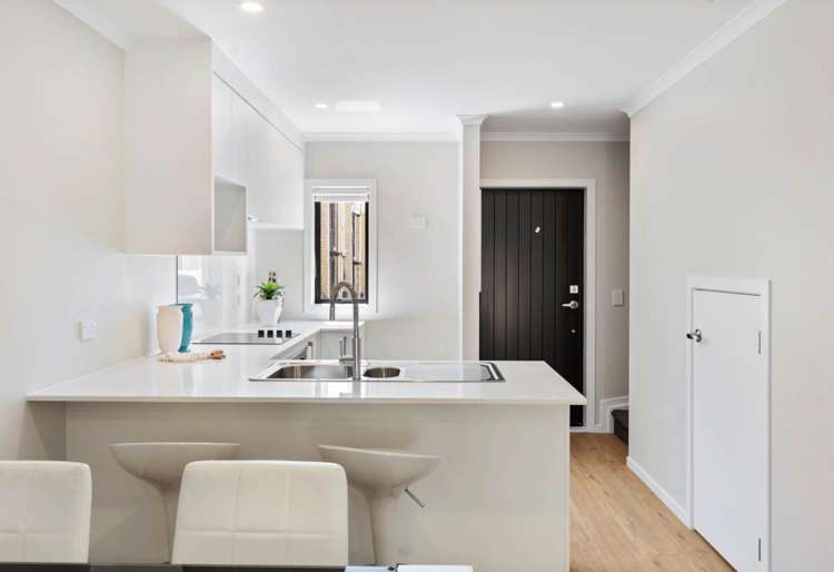 10/125B Metcalfe Road_3