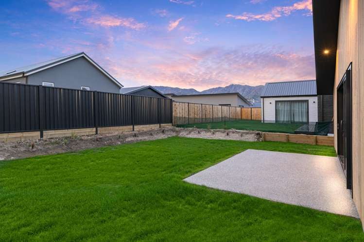 112 Burdon Loop Lake Hawea_15