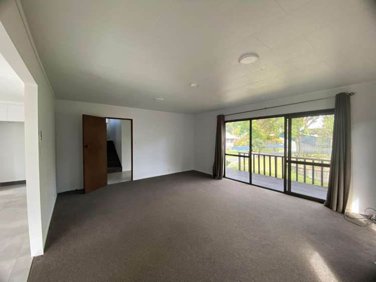 188 Fairway Drive Kamo West_2