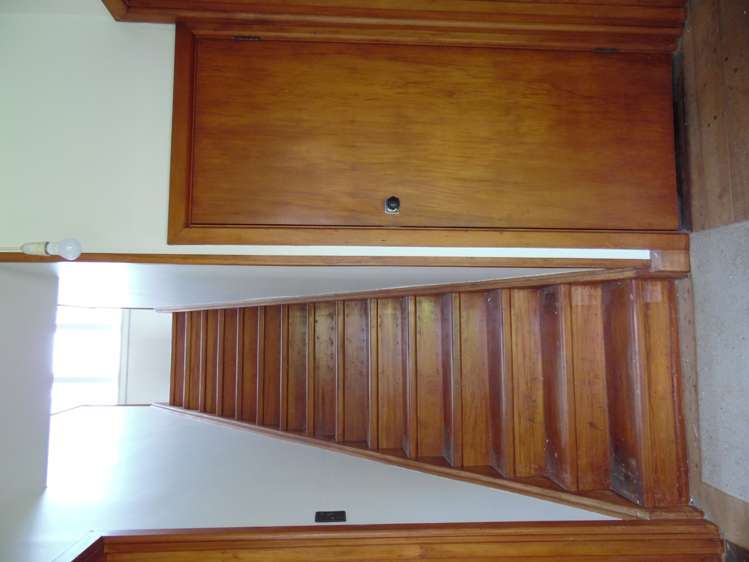 215 Hampden Street Hokitika_13