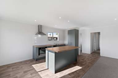 67 Middlebrook Court_3