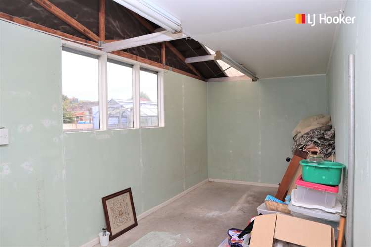 8 Carlyle Road Mosgiel_13