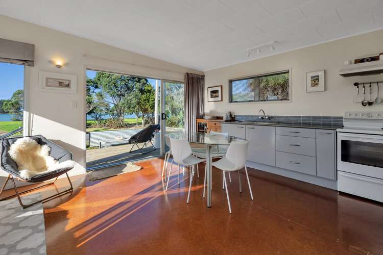 2177 Whananaki North Road Whananaki_15