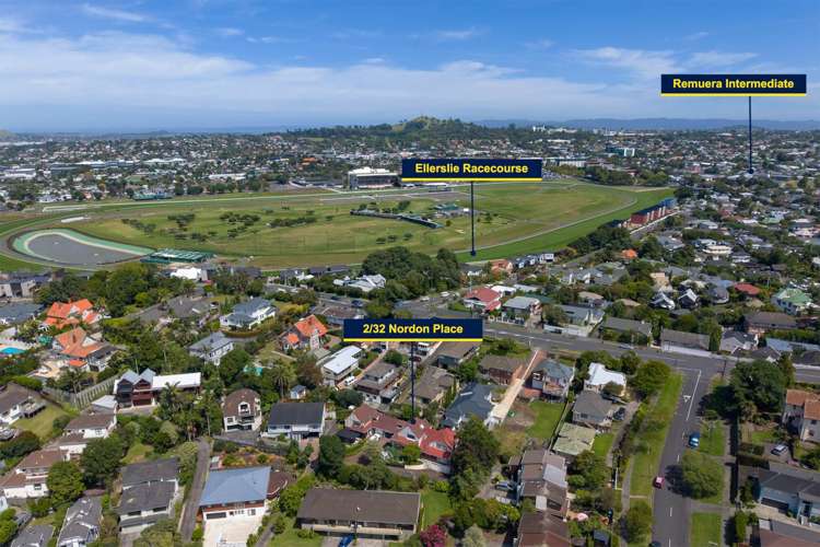 2/32 Nordon Place Remuera_23