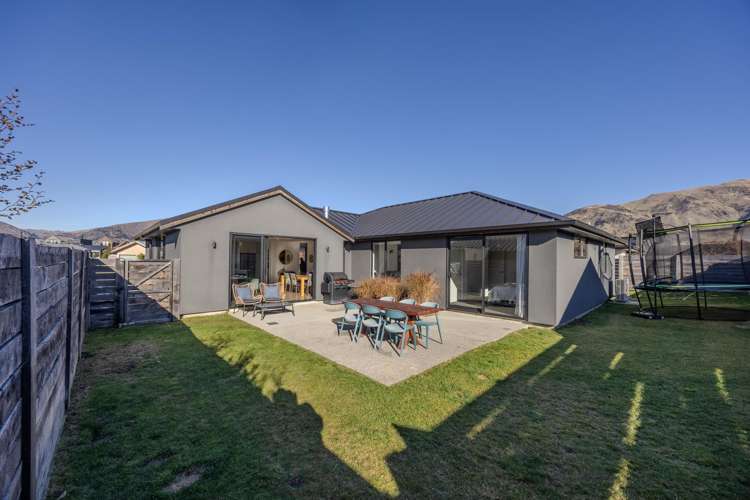 3 Peterculter Drive Wanaka_21