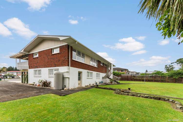 10 Iorangi Place Hillpark_1