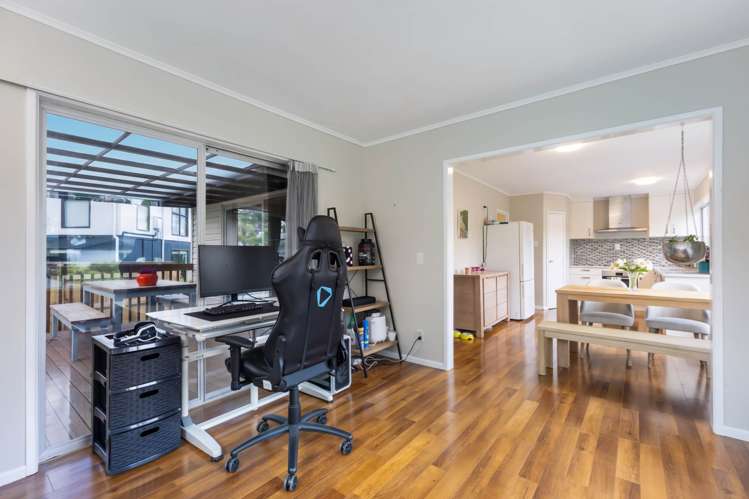 20 Macnay Way Murrays Bay_15