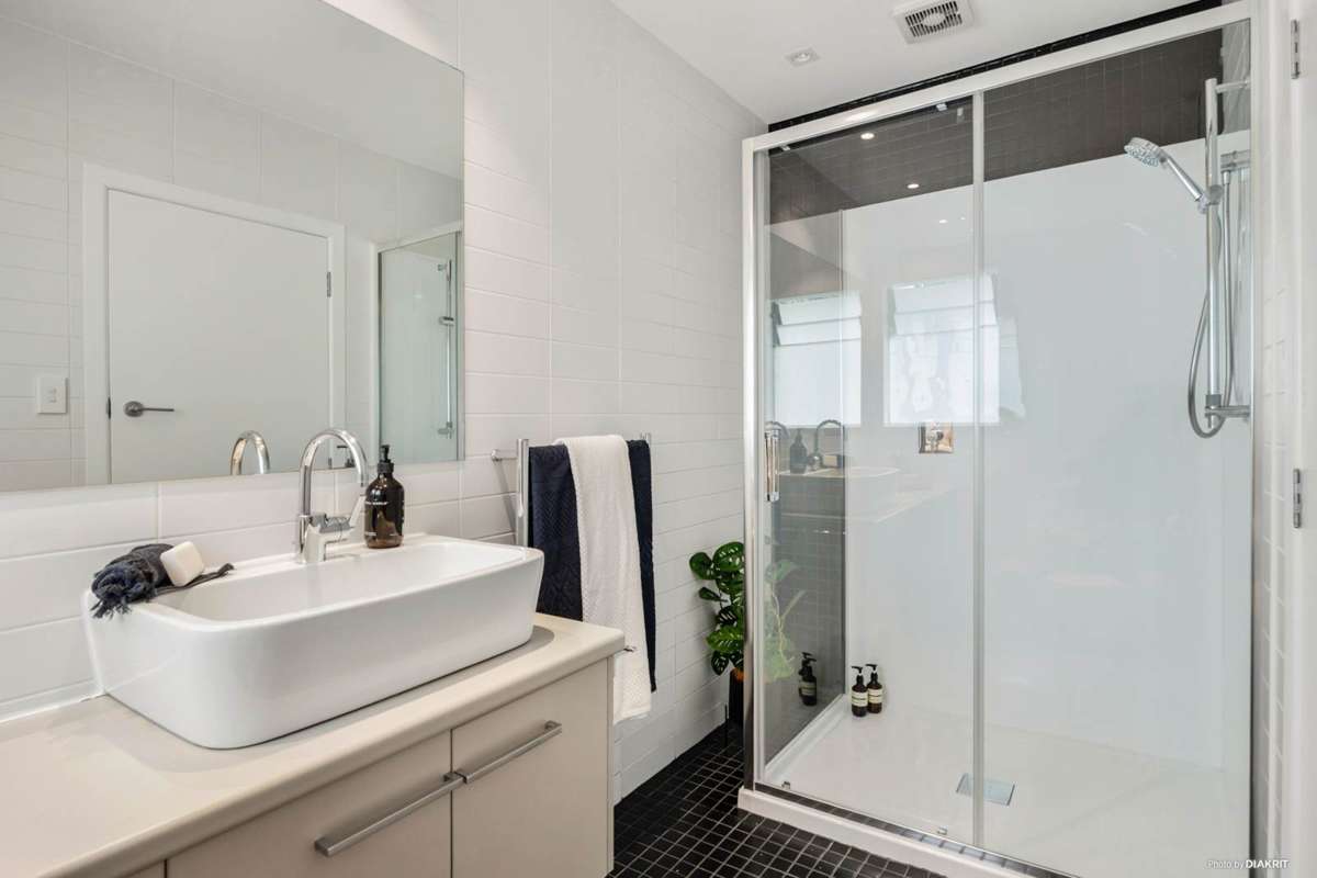 3/52 St Michaels Avenue_3