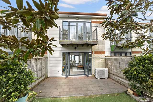 21/3 Ambrico Place New Lynn_4