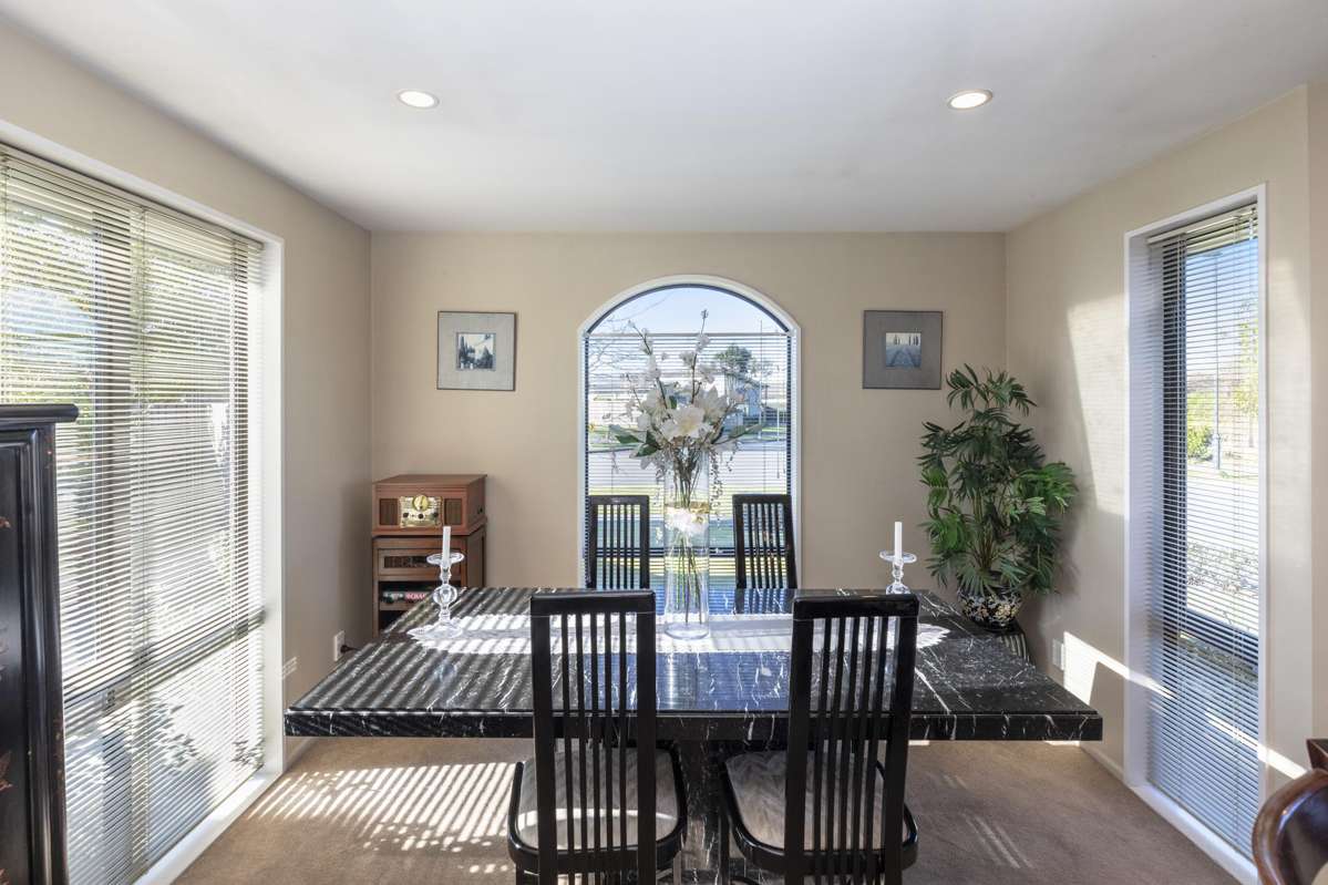23 Cassinia Gardens_3