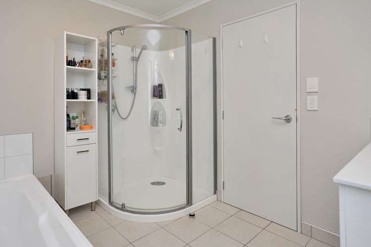 4 Punga Lane Parklands_11