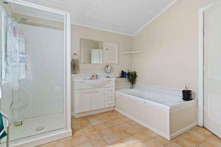 1526 Ararua Road Otamatea Surrounds_13