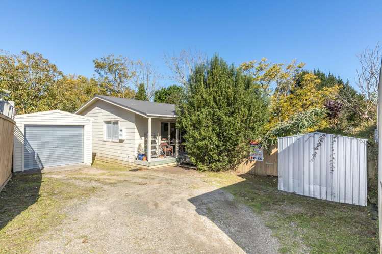 61a Gibson Road Dinsdale_16