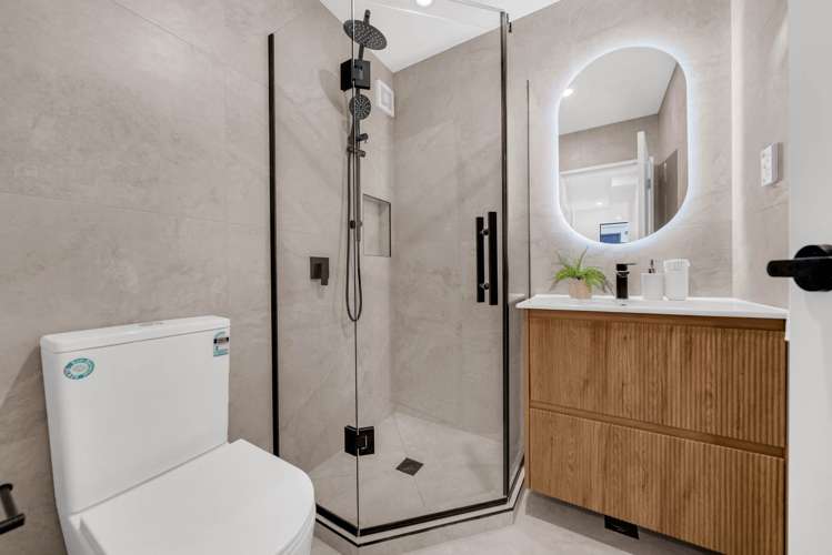 Lot2&3/44 Waiohua Road Greenlane_17