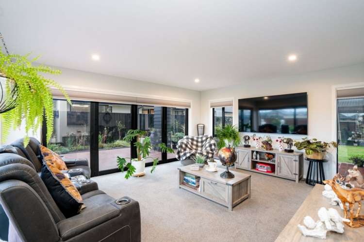 77 Richfield Drive Waikiwi_8