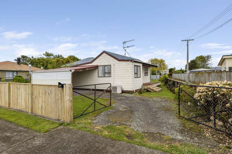 57 Egmont Street Hawera_21