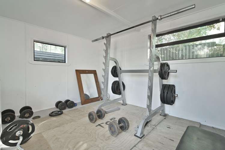 705 Massey Street Akina_14