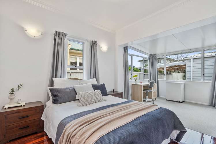 5a Mair Street Regent_14