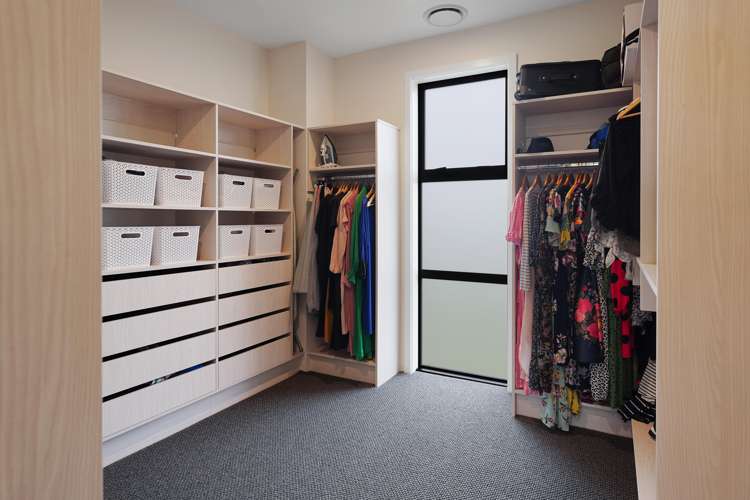 409 Grasslands Drive Cambridge_17