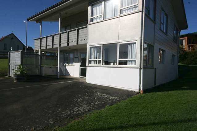 2 Bankart Street Raglan_3