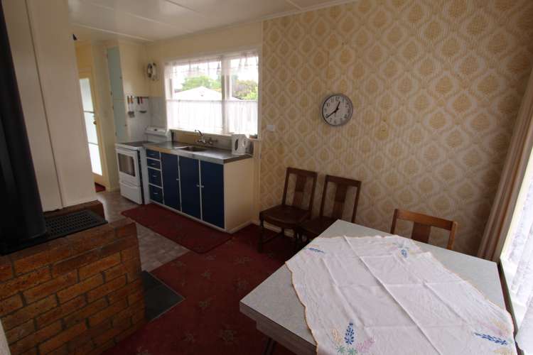 12 Albert Street Pahiatua_5