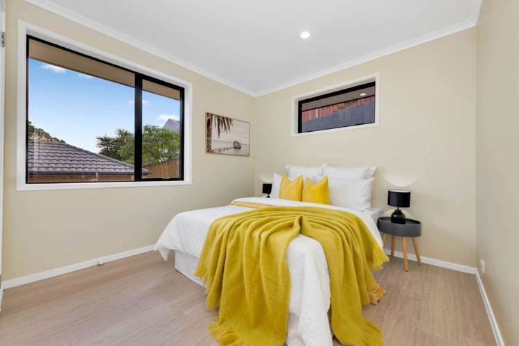 21 Claywest Place Glen Eden_11