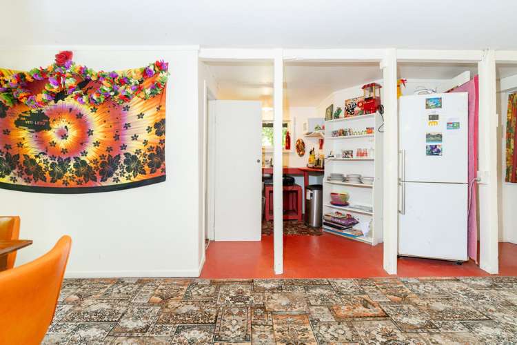 24 Cross Street Raglan_24