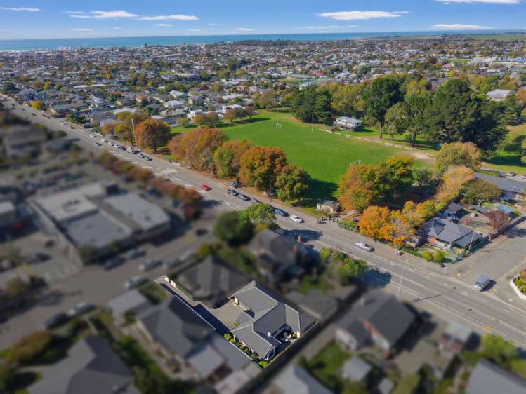 2/2A Chalmers Street Highfield_18