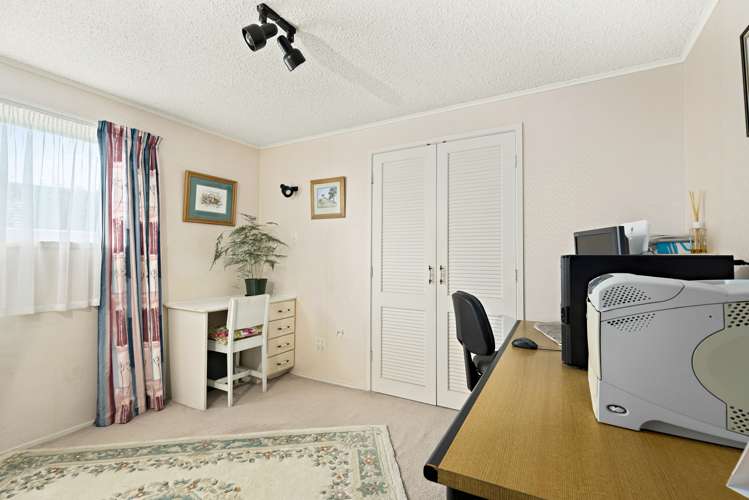 51 Gordon Avenue Forrest Hill_15