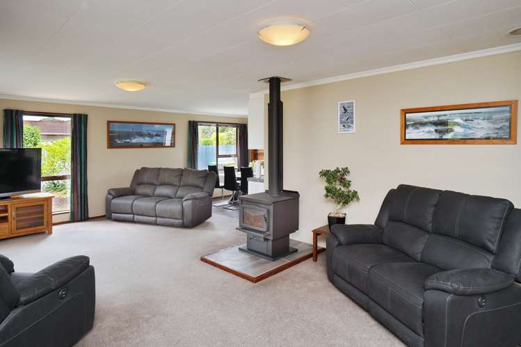 9 Bowie Drive Woodend_5