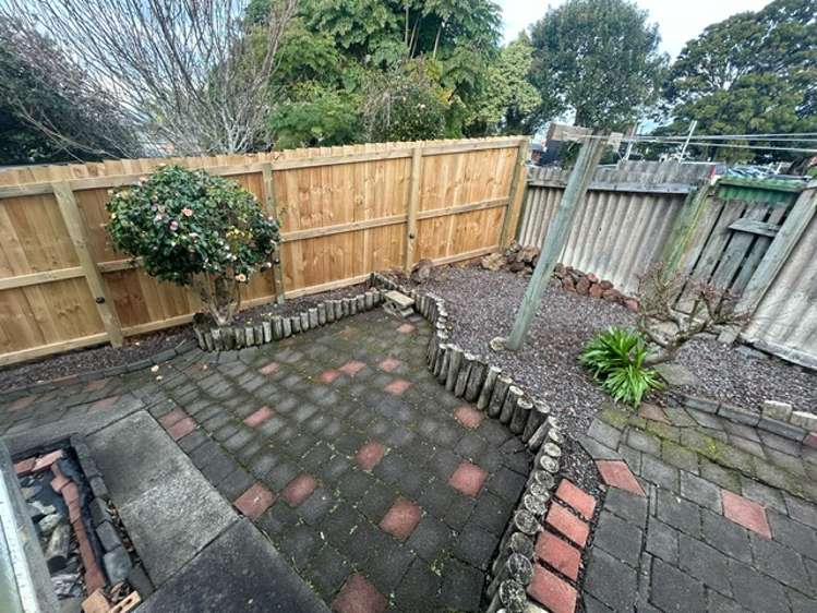 4/27 Parkhill Road Mellons Bay_12