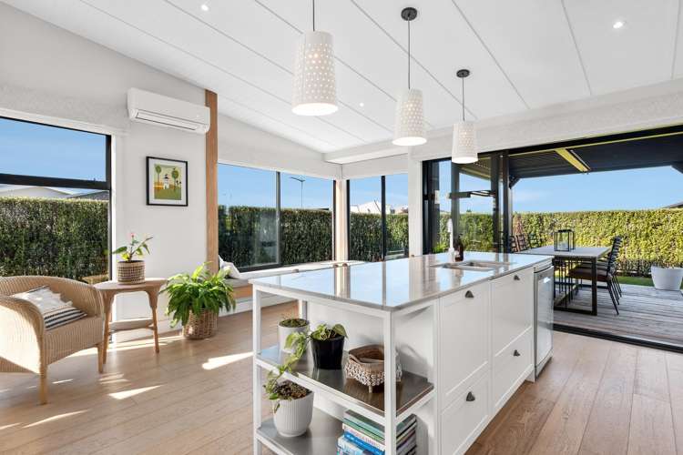 1 Tuaia Street Pyes Pa_8