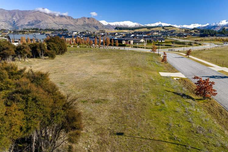 2 Radiata Drive Albert Town_8