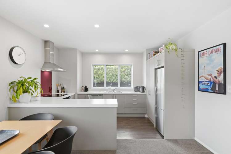 49 O'Neill Avenue_2