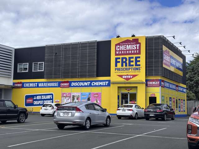 Trophy Retail Investment with international tenant