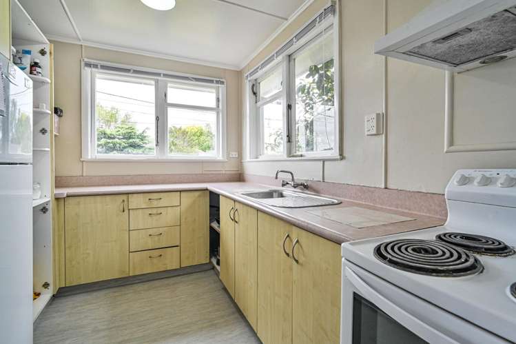 1023 Bledisloe Street Raureka_1