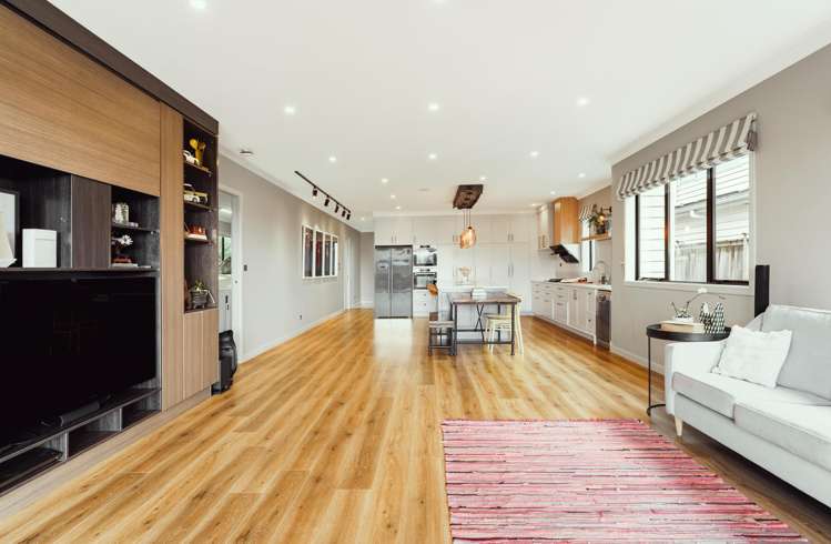 19 Kopuru Road_4