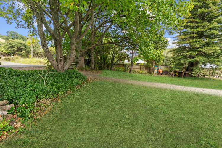 127 Bethells Road Waitakere_35