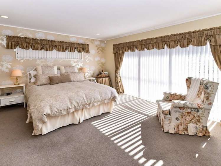 22 Silkwood Grove Totara Heights_2