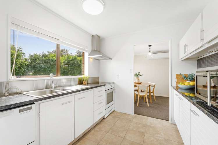 129 Maungatapu Road_2