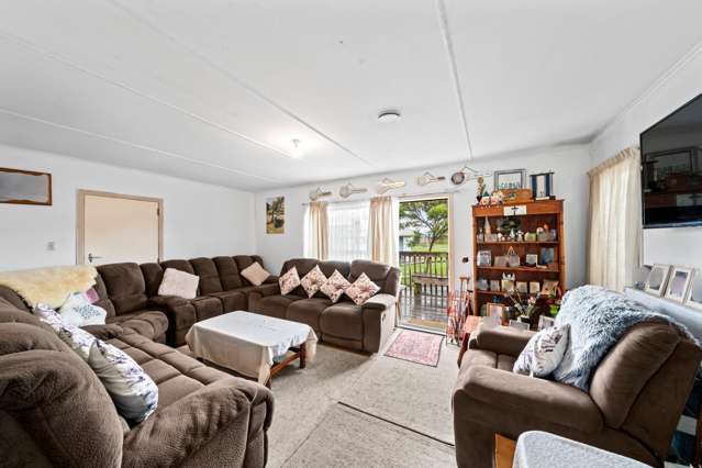 3 Clarkson Crescent Otara_4