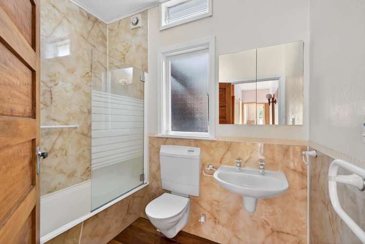 40 Milton Road Bluff Hill_11