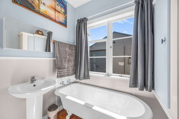 14 McLean Street Wairoa_13